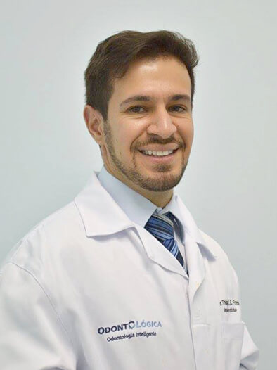 Dr. Thiago Freire